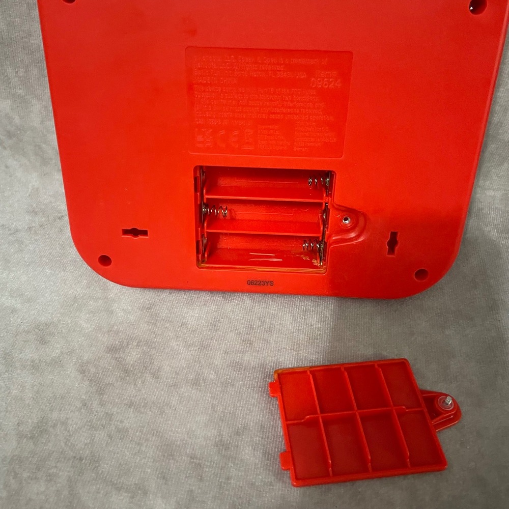Basic Fun‎ Speak & Spell Kids Toy Red Retro Electronic Learning Device 09624 - Picture 5 of 5